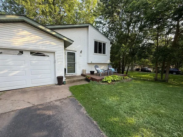 620 Glencoe St NE, Fridley, MN 55432