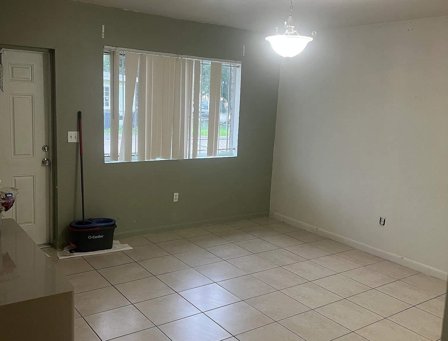 2 bed, $1,800 — Photo 2