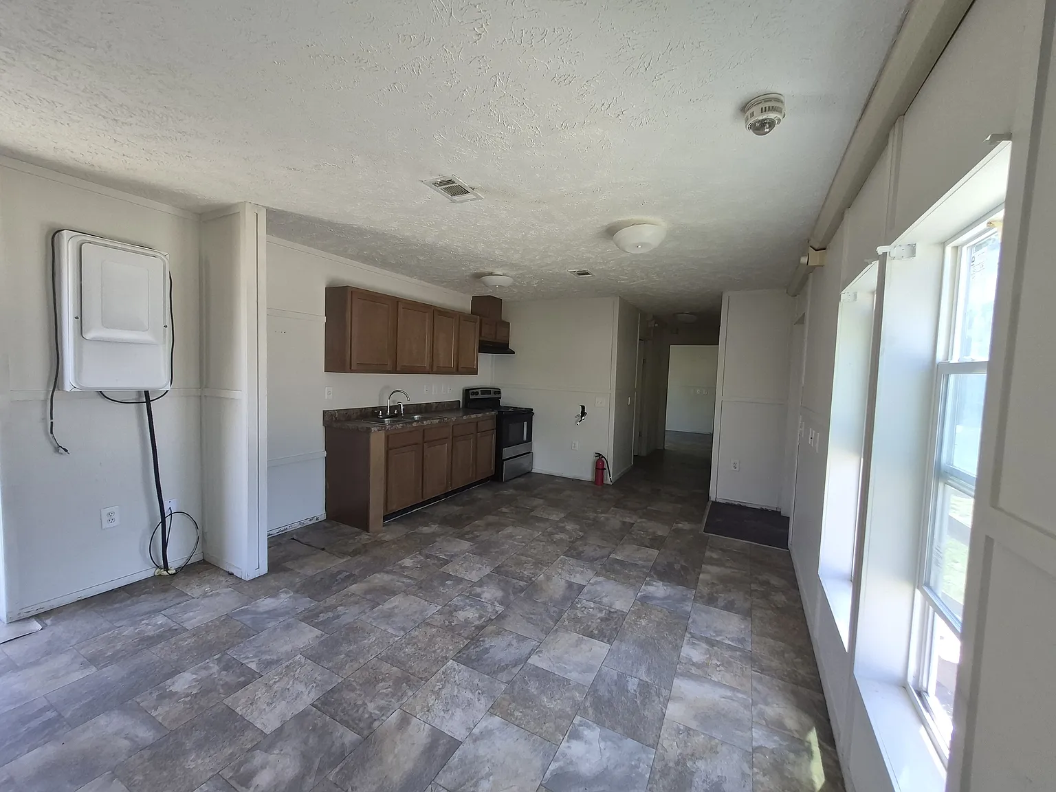 2 bed, 925 sqft, $850 — Photo 3