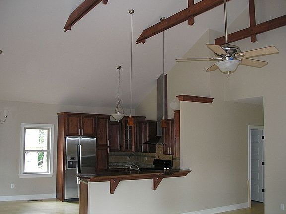 Vaulted Celing/Exposed Beam