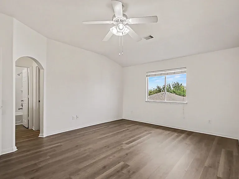 19414 Dry Canyon Ct — Photo 11