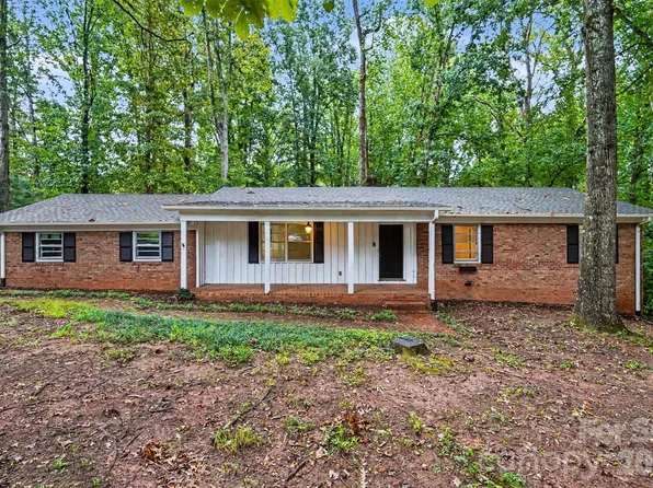 307 Florence Rd, Statesville, NC 28625