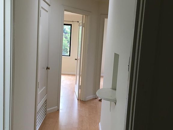 2nd image of 2482 38th Ave