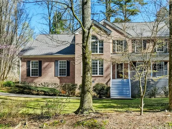 5976 Bowers Rd, Stone Mountain, GA 30087
