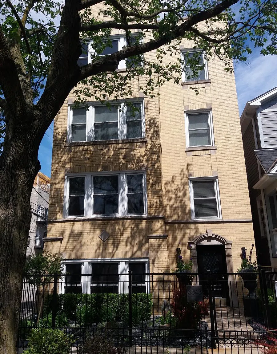 2 bed, 1100 sqft, $2,600 — Photo 3