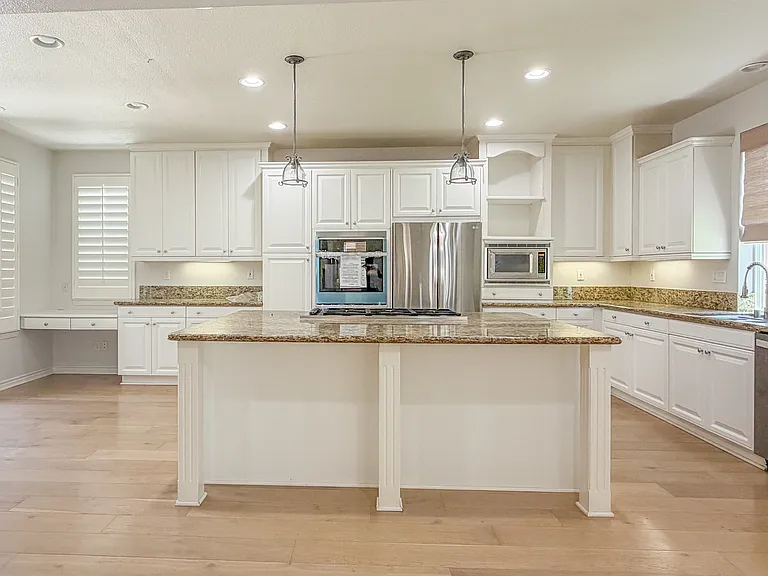 11493 Nantucket Pkwy — Photo 9