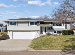 3409 Maplewood Dr, Saint Anthony, MN 55418