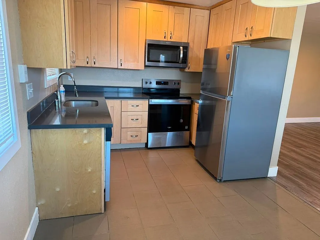 2 bed, 1.5 bath, 875 sqft, $1,849 — Photo 1