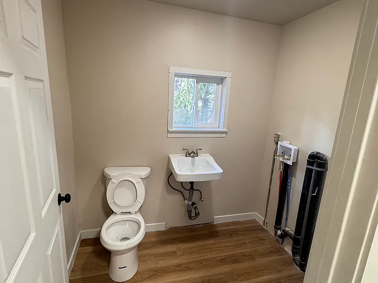 321 W Summa St — Photo 24
