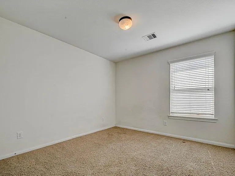 11 Sagamore Ridge Pl — Photo 20