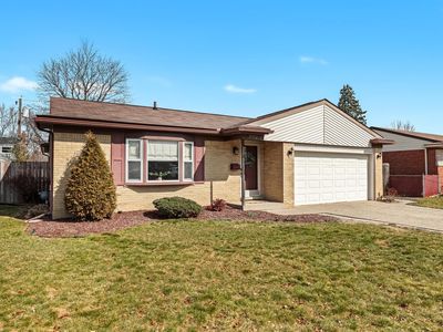 35952 Canyon Dr, Westland, MI, 48186