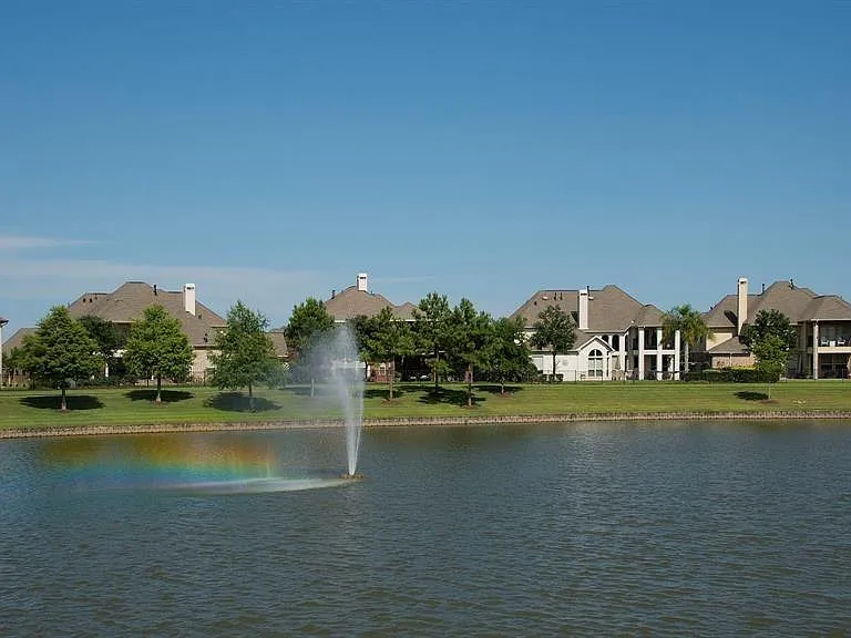 2337 Mayfield Trail Ct — Photo 33