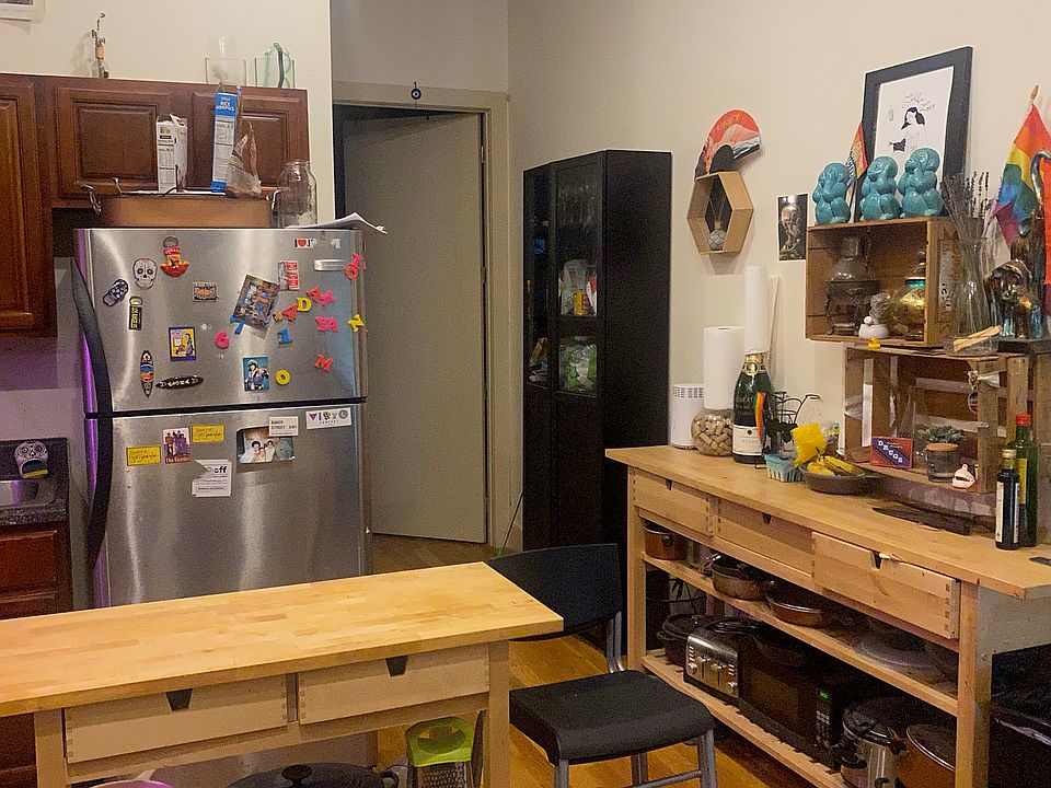 1st image of 255 Jefferson St #1B