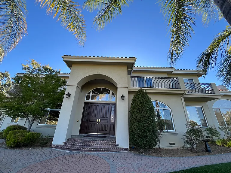 14438 Emerald Hills Ct — Photo 2