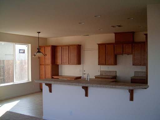 4th image of 2510 Boulder Dr