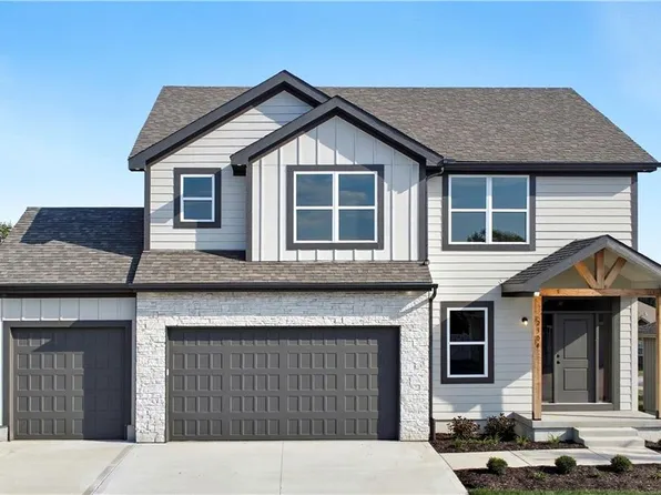 2332 NE Andromada Ct, Blue Springs, MO 64014