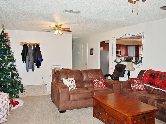 5th image of 1708 S Globe Ave