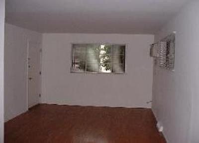 2nd image of 1231 Corbett Ave APT 2