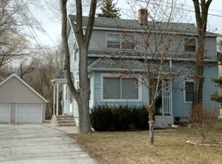 2887 S 128th St, New Berlin, WI 53151