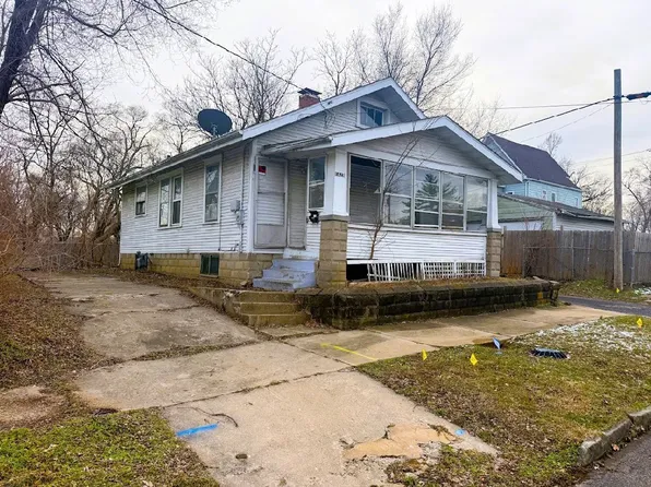 1828 W Latrobe St, Peoria, IL 61605