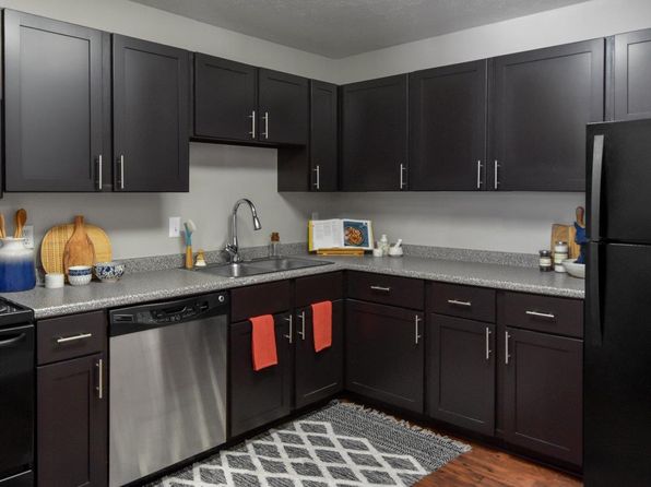 Pointe at Saint Joseph Apartment Homes | 307 E Lasalle Ave, South Bend, IN
