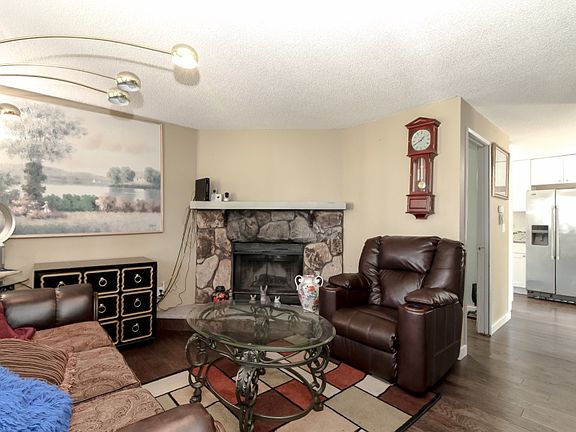4th image of 19618 9th Avenue Ct E