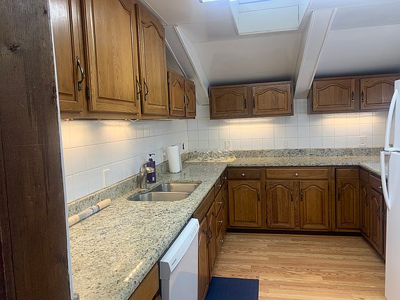 2nd image of 2505 N Ocean Dr APT 3