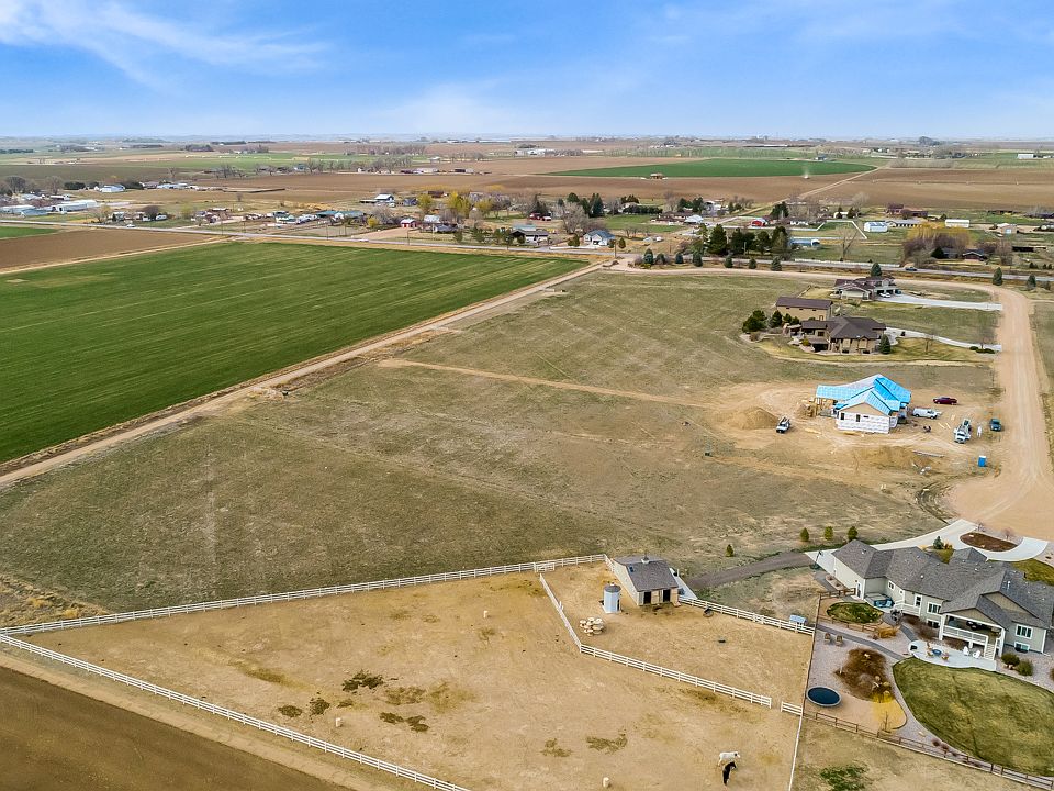 2nd image of Highway 392