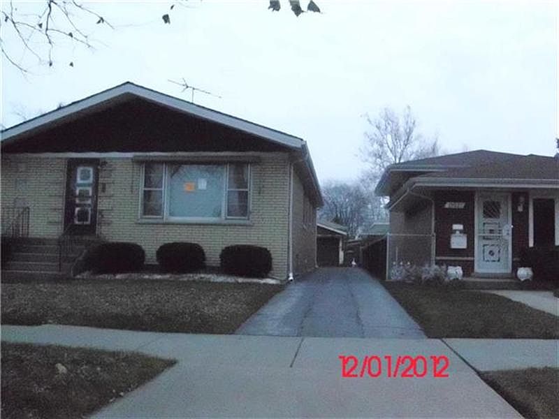 2nd image of 15025 Evers St