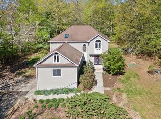 195 Woodland Cir, Ludlow, MA 01056