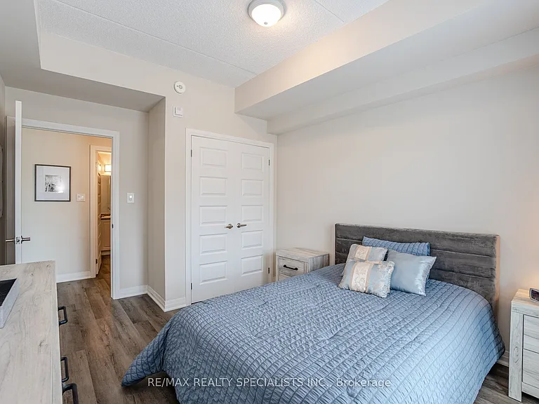 610 Farmstead Dr #315 — Photo 18