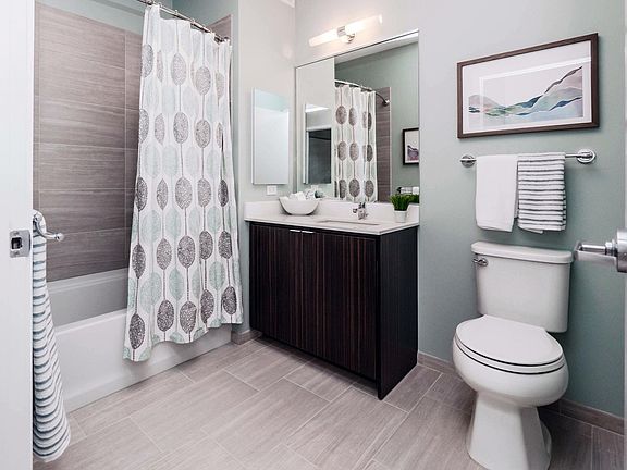 5th image of 207 N Garland Ct #2603