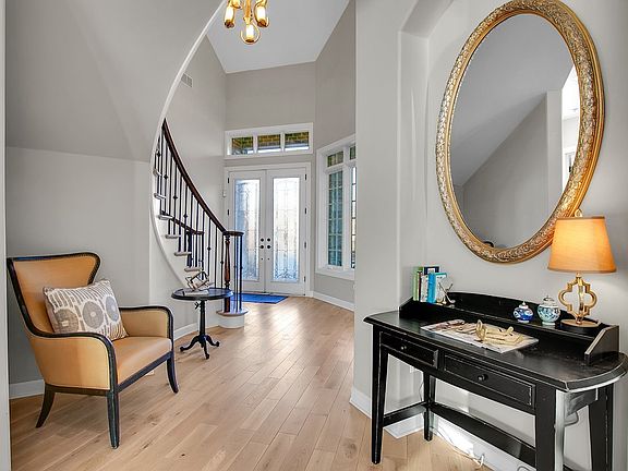 3rd image of 3559 Scottsdale Cir