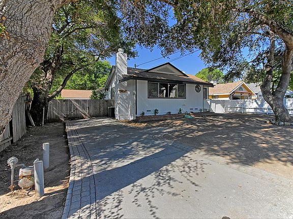 2nd image of 255 N Arnaz St