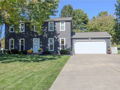 1195 Marigold St NW, Hartville, OH, 44632