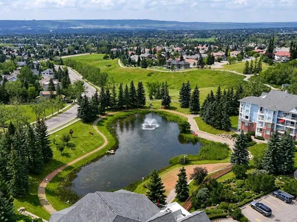 3515 S Hawksbrow Point NW #515, Calgary, AB T3G 4C9