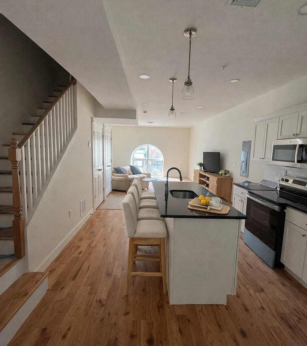 157 Green Street - 2B — Photo 1