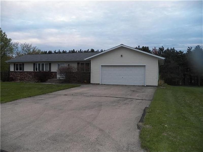 1st image of 395 King Olavs Ln