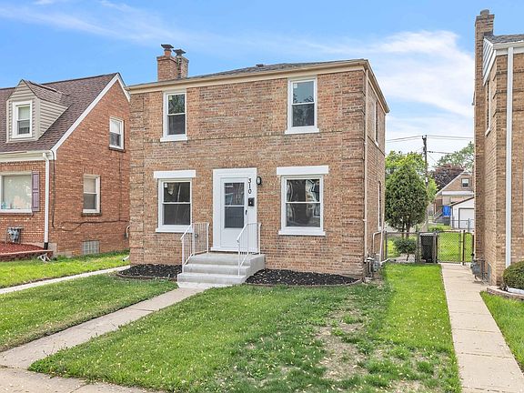 2nd image of 310 Hyde Park Ave