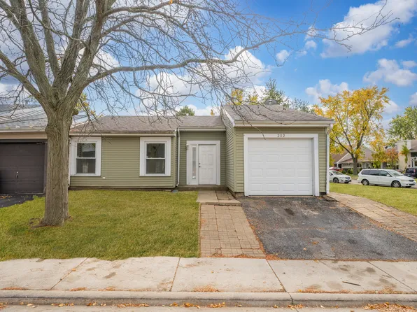 202 W Birchwood Dr #202, Romeoville, IL 60446
