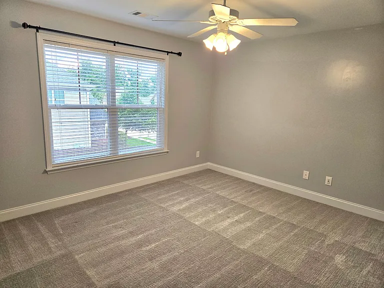 643 Burgamy Pass — Photo 26