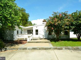 3421 Gallows Rd, Falls Church, VA 22042