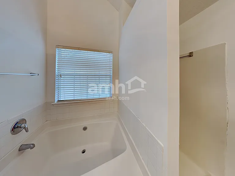 1864 Tulip Petal Rd — Photo 14
