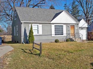 5916 38th Ave N, Crystal, MN 55422