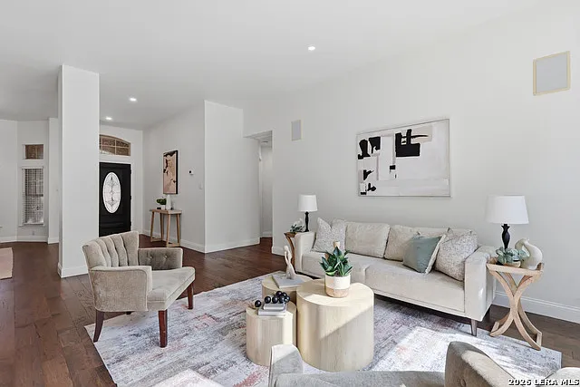 24 Inwood Mnr — Photo 10