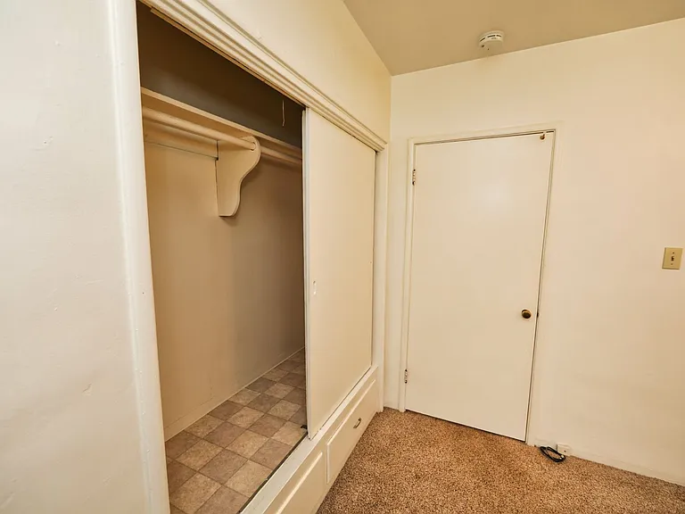 4225 V St #3 — Photo 12