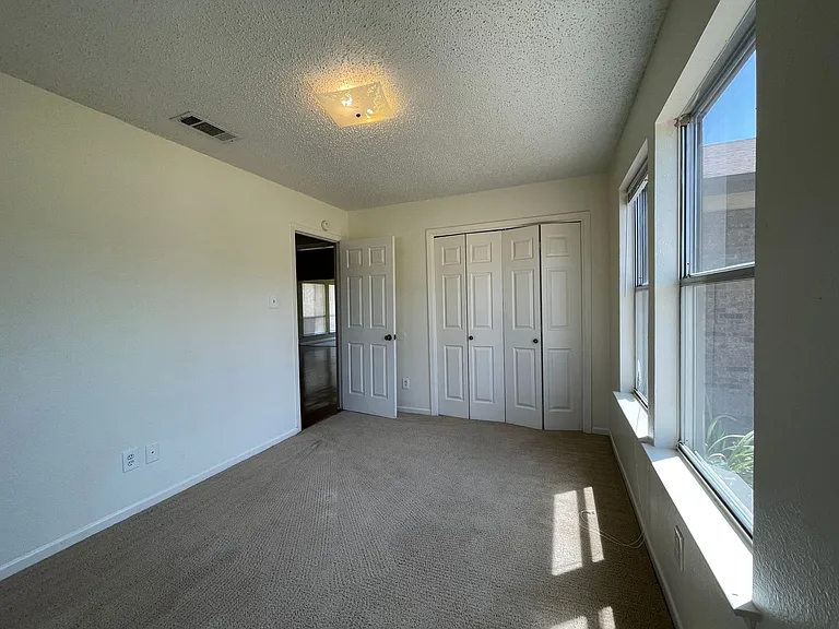 4502 Whitmire Ln — Photo 15