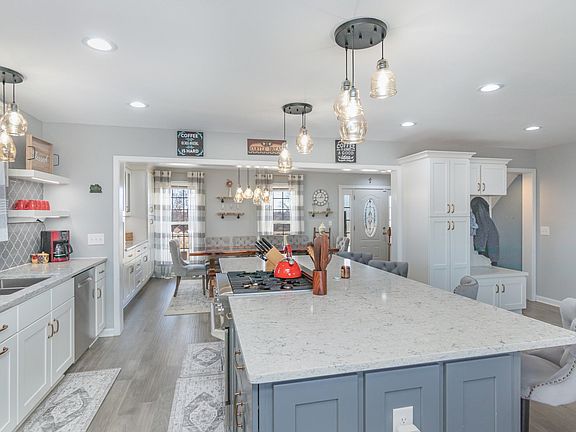 5th image of 1650 Deepwood Cir
