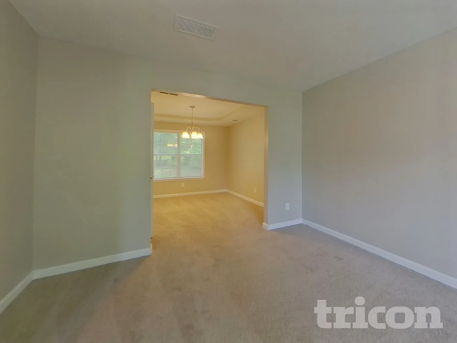 750 Stonemill Manor Lithonia GA — Photo 3