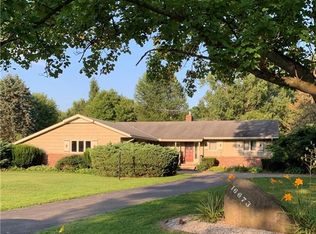 16673 Claridon Troy Rd, Burton, OH 44021